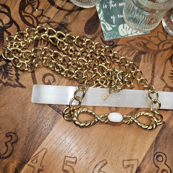 Vintage Monet Chunky Gold Chain - Picture 1 of 5
